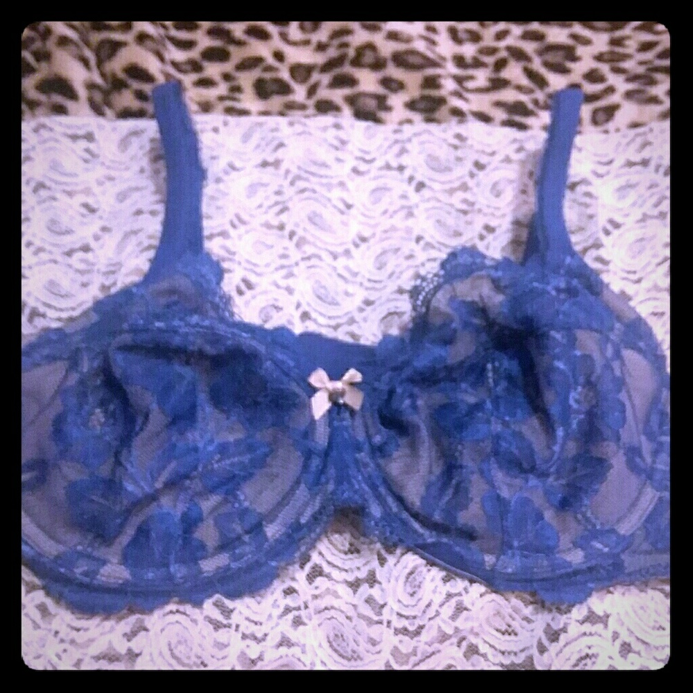 Victoria's secret 'Body by Victoria ' bra 36DD blu